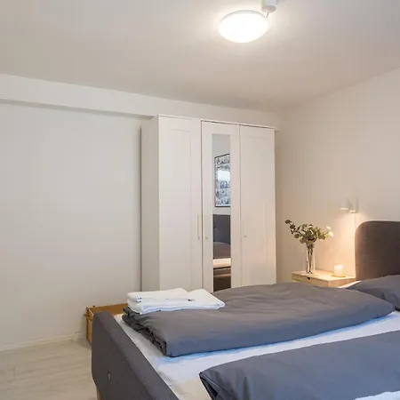Apartment Newly Renovated 1-bed In