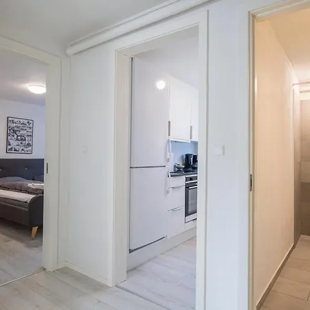Apartment Newly Renovated 1-bed In Aalborg